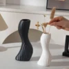 Random Nordic Plastic Vase Creetive Faux Ceramic Ornament Dried Flower Vase Decoration