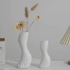 Random Nordic Plastic Vase Creetive Faux Ceramic Ornament Dried Flower Vase Decoration